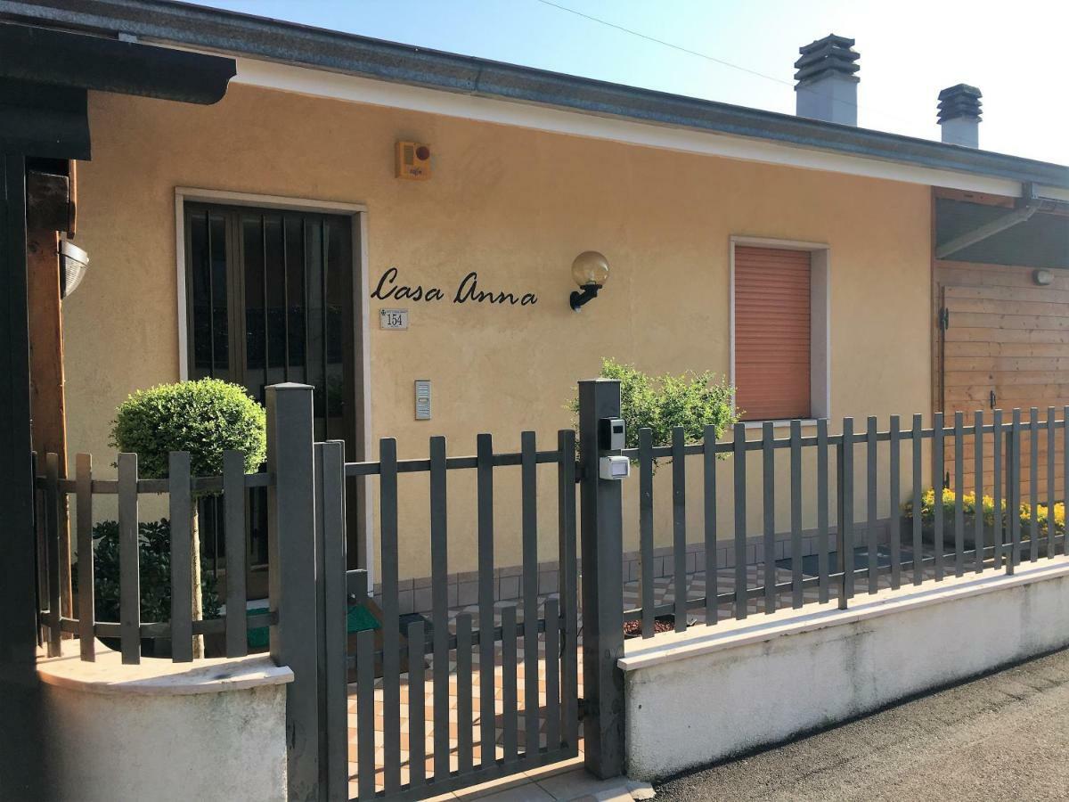 Villa Casa Anna Caprino Veronese Exterior foto